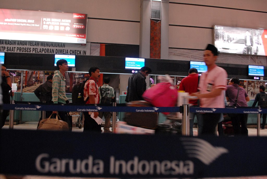 penumpang-pesawat-mudik.JPG